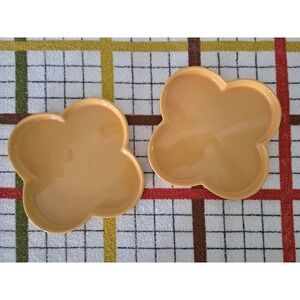 IKEA Yellow Clover Shaped Ceramic Plates Set of 2 204.194.88 Mustard Small Trays
